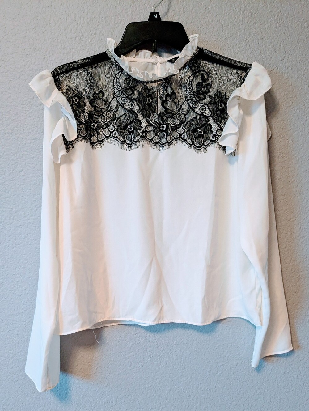 Zara Cream & Black Lace Yoke Ruffle Long Sleeve Blouse Sz. L